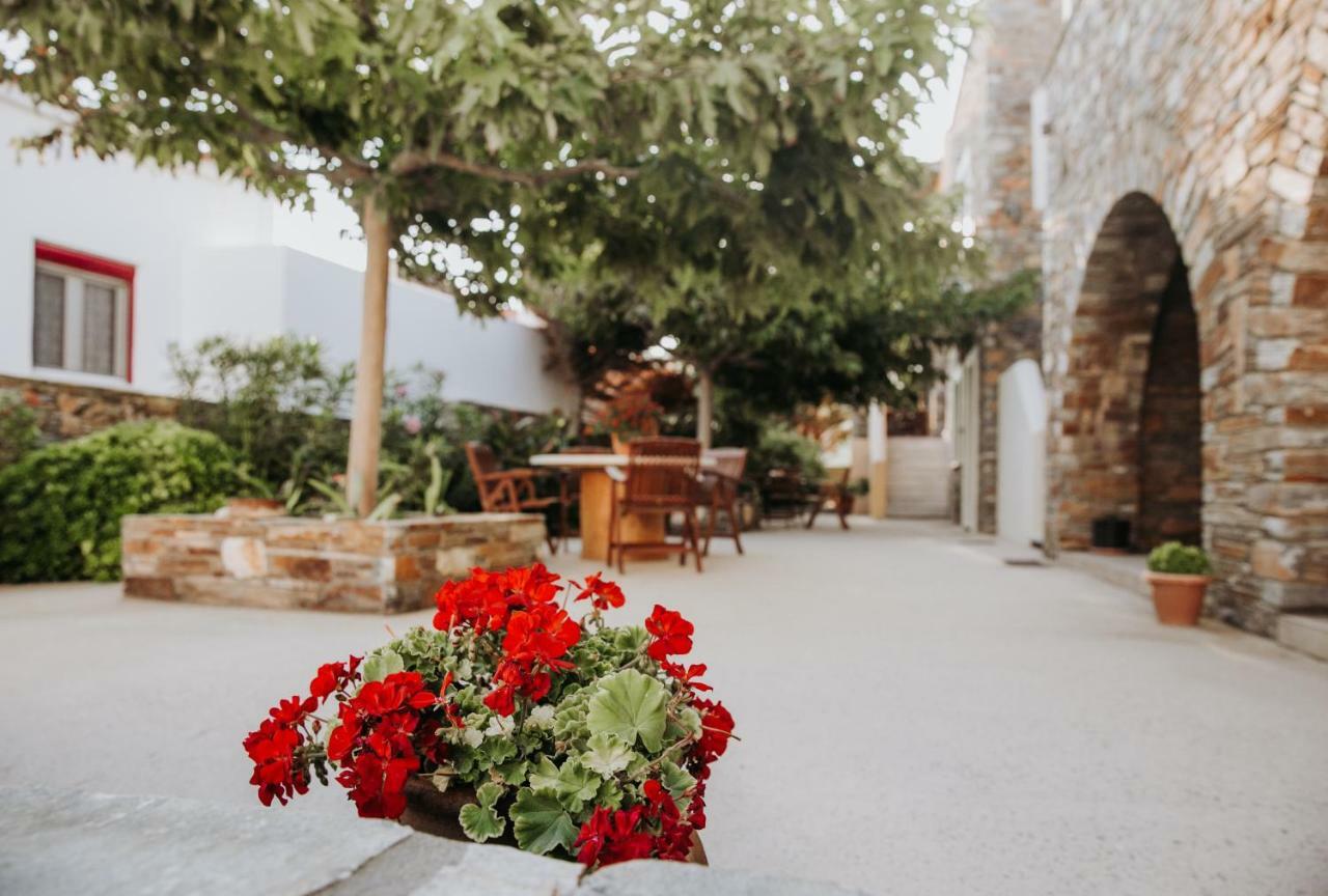 Augustis Suites Ormos  Екстер'єр фото